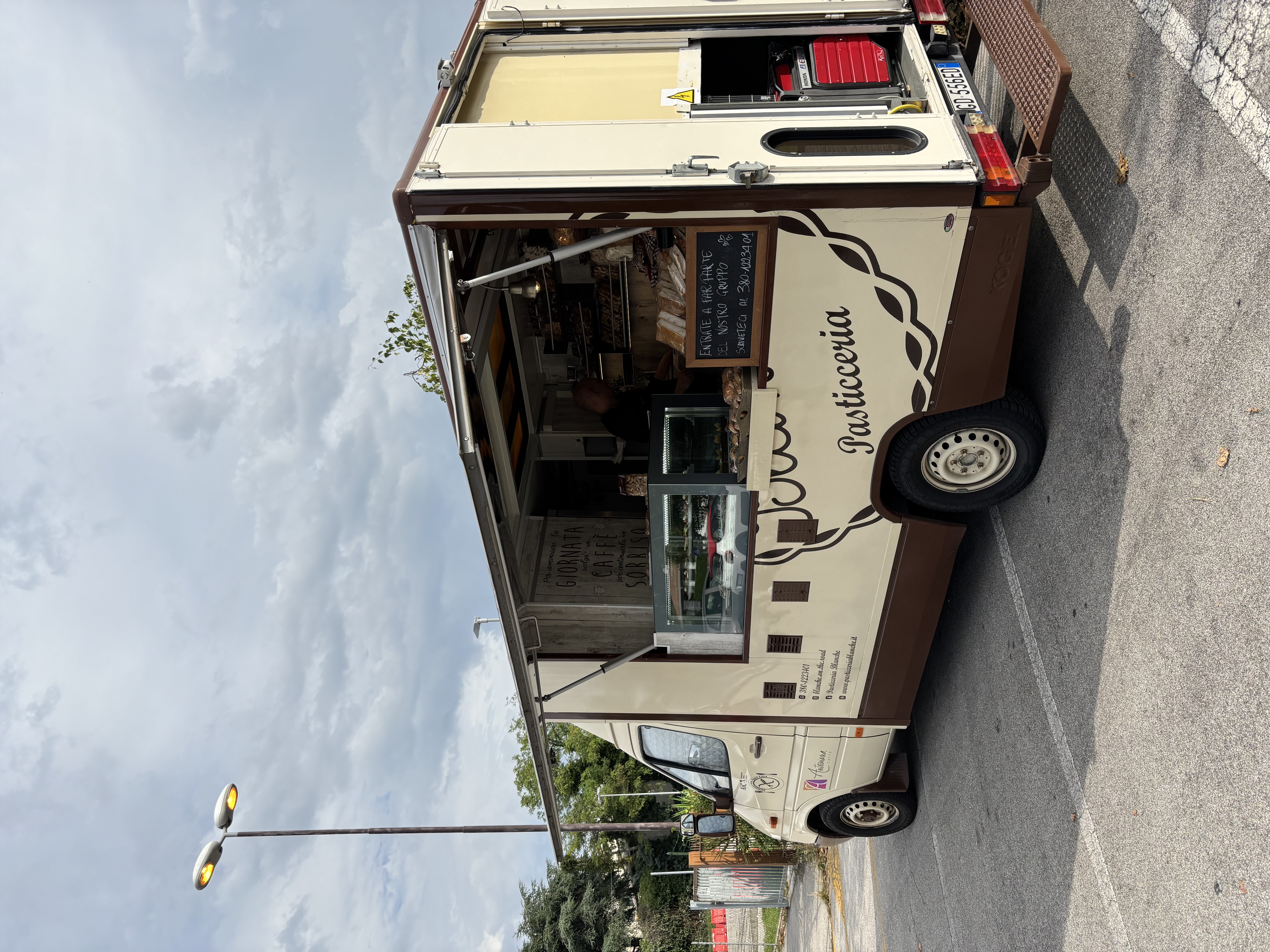 Blanche Food Truck